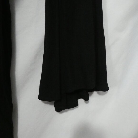 Unbranded | P2P 22 inches measured | Elegant Black Lace Detail Blouse - Picture 15 of 15